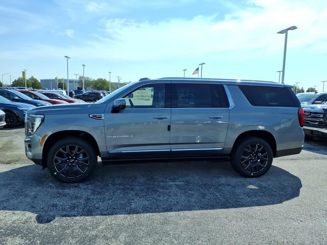 New 2026 GMC Yukon XL Denali w/ Denali Reserve Package AWD/4WD image 10