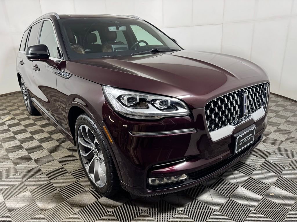 Used 2023 Lincoln Aviator Grand Touring w/ Equipment Group 301A image 7