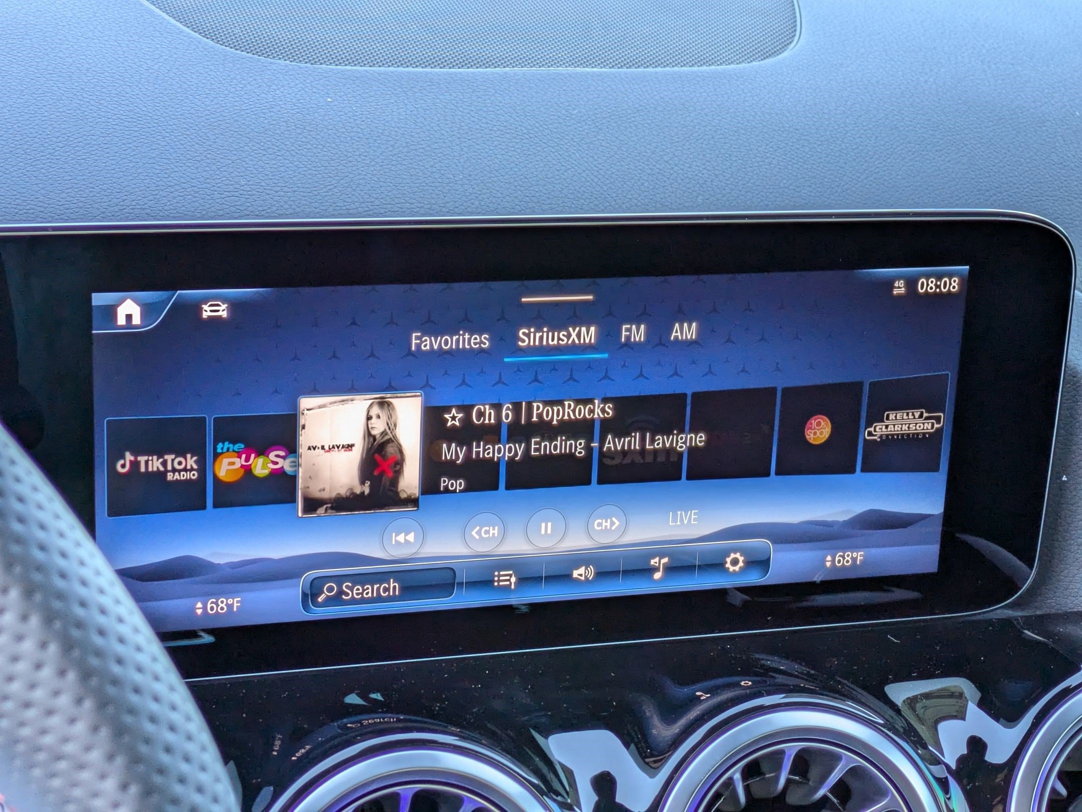 Certified 2025 Mercedes-Benz GLA 250 4MATIC image 23