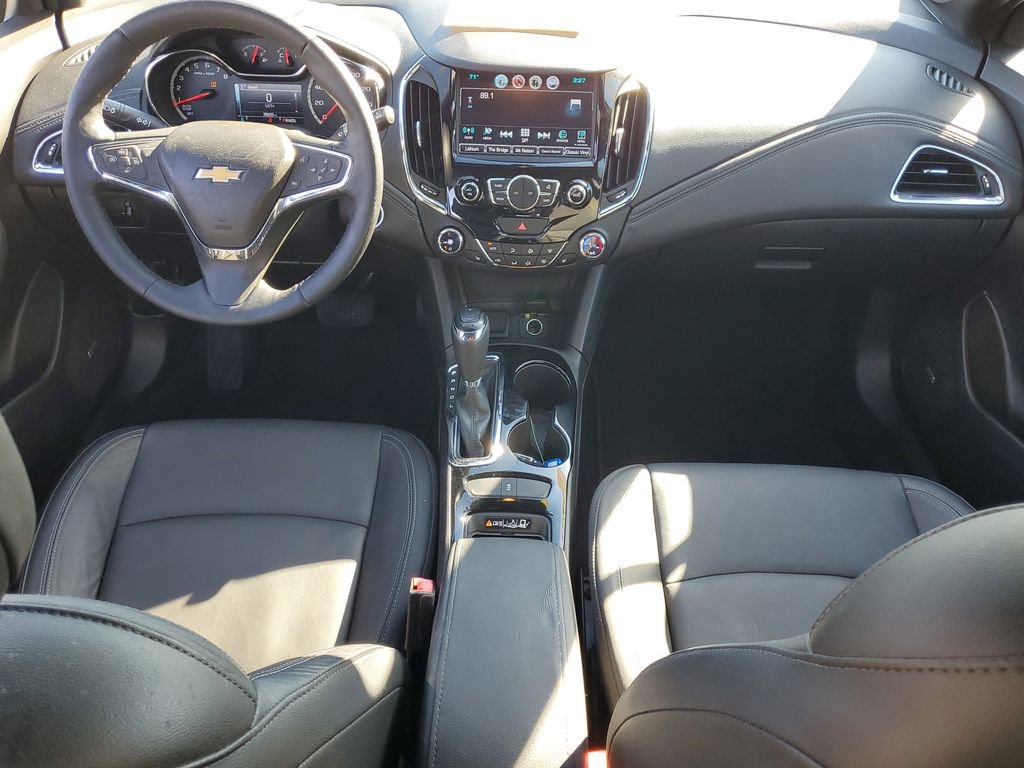 Used 2017 Chevrolet Cruze Premier image 23