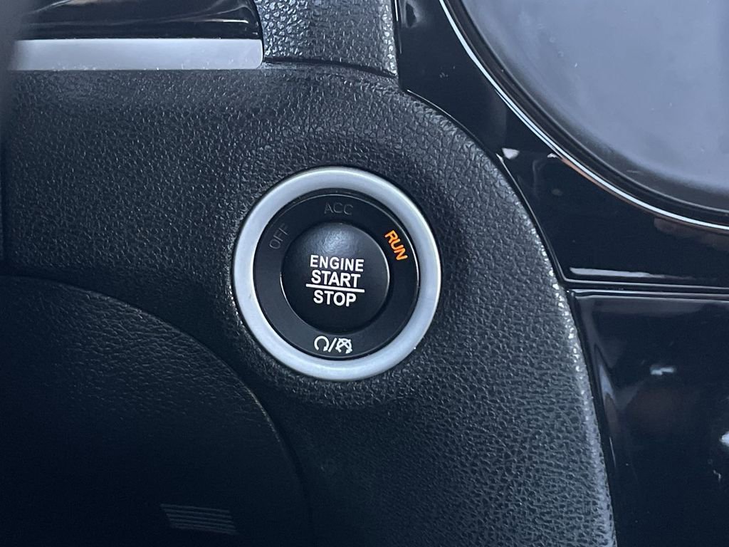 Used 2023 Chrysler 300 S image 17