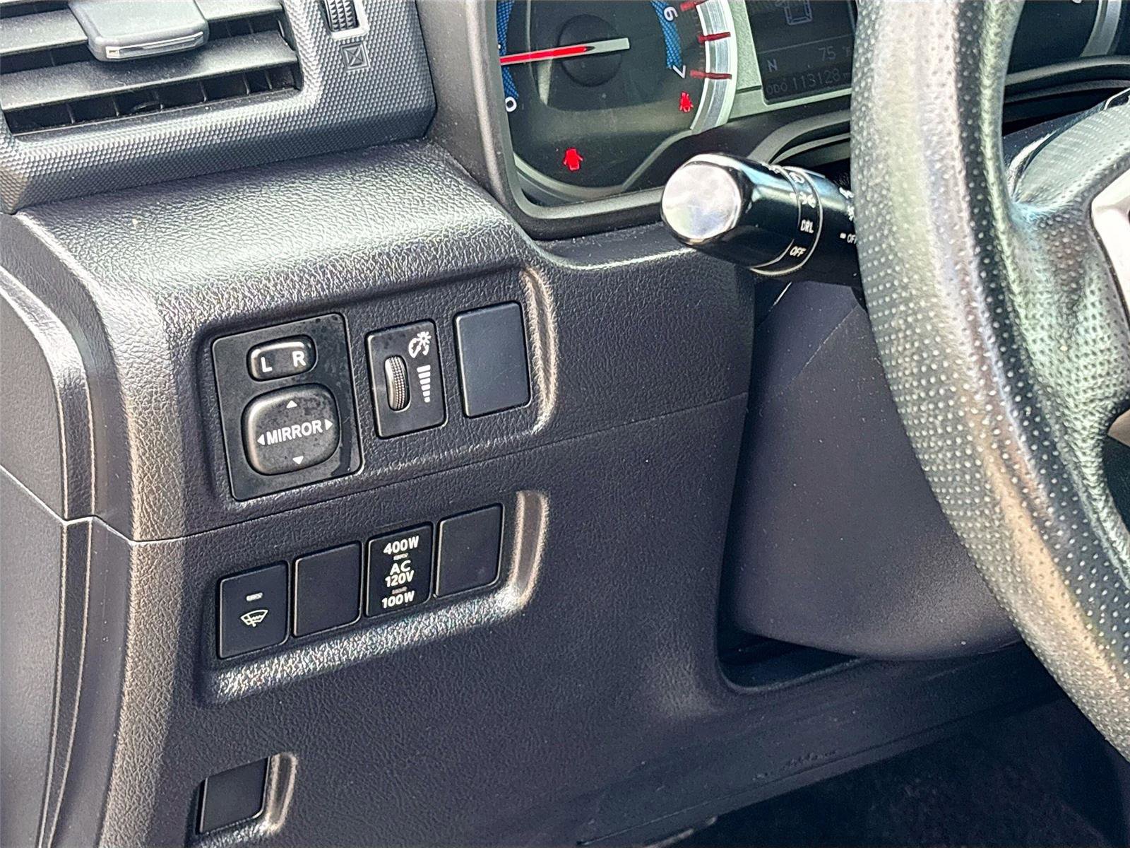 Used 2014 Toyota 4Runner SR5 Premium image 11