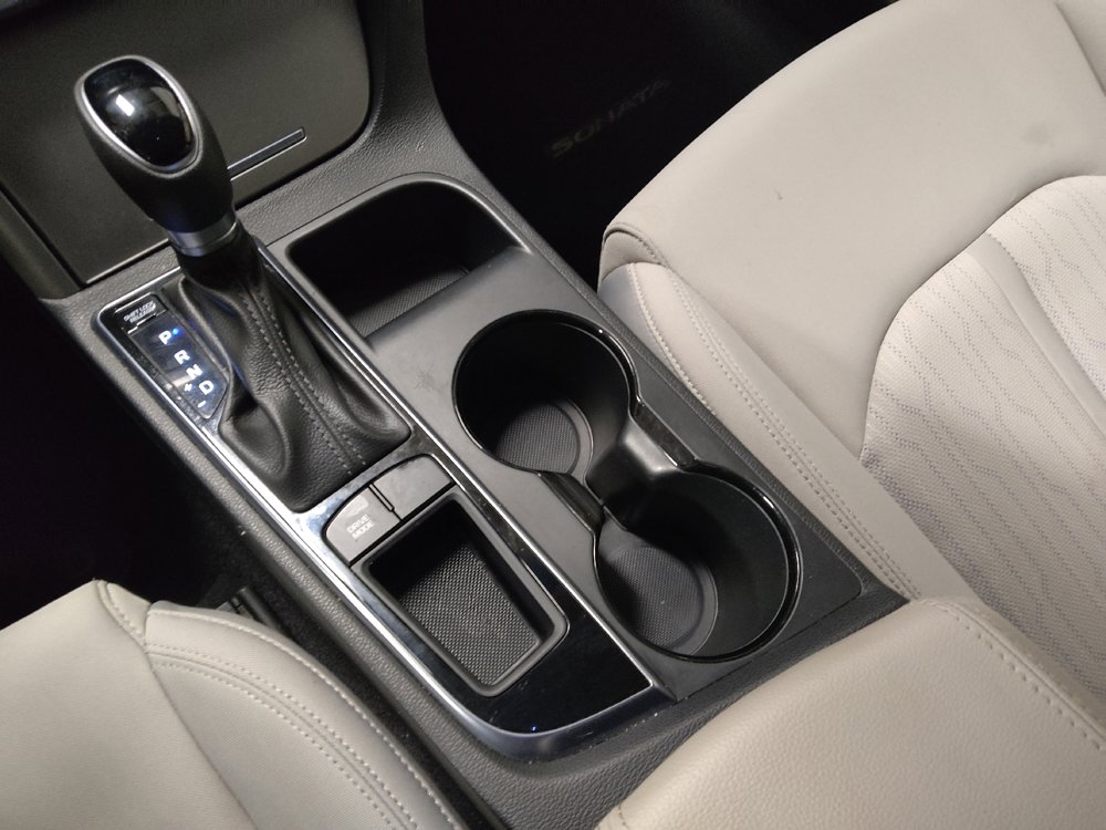 Used 2016 Hyundai Sonata SE image 26