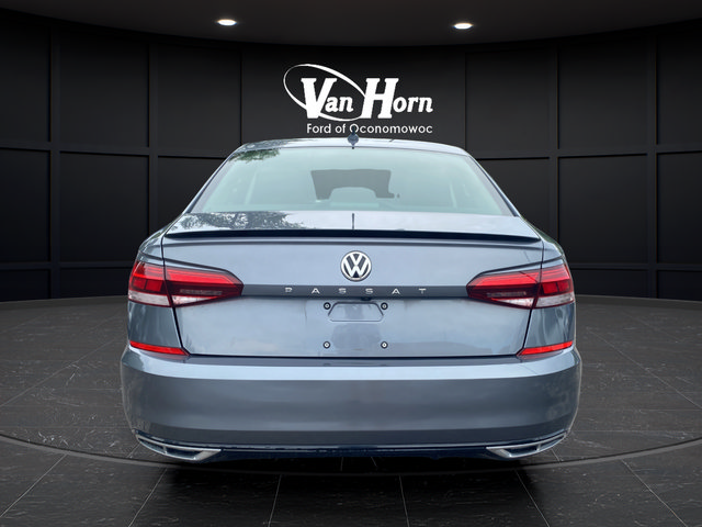 Used 2020 Volkswagen Passat 2.0T R-Line FWD image 6