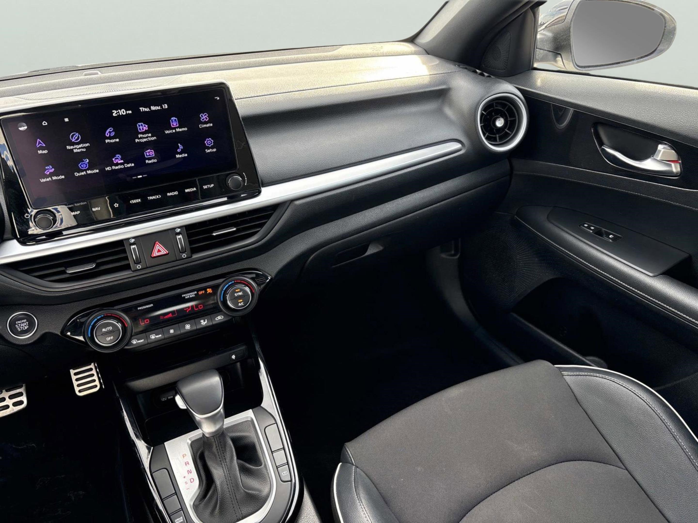 Used 2023 Kia Forte GT-Line w/ GT-Line Premium Package image 14