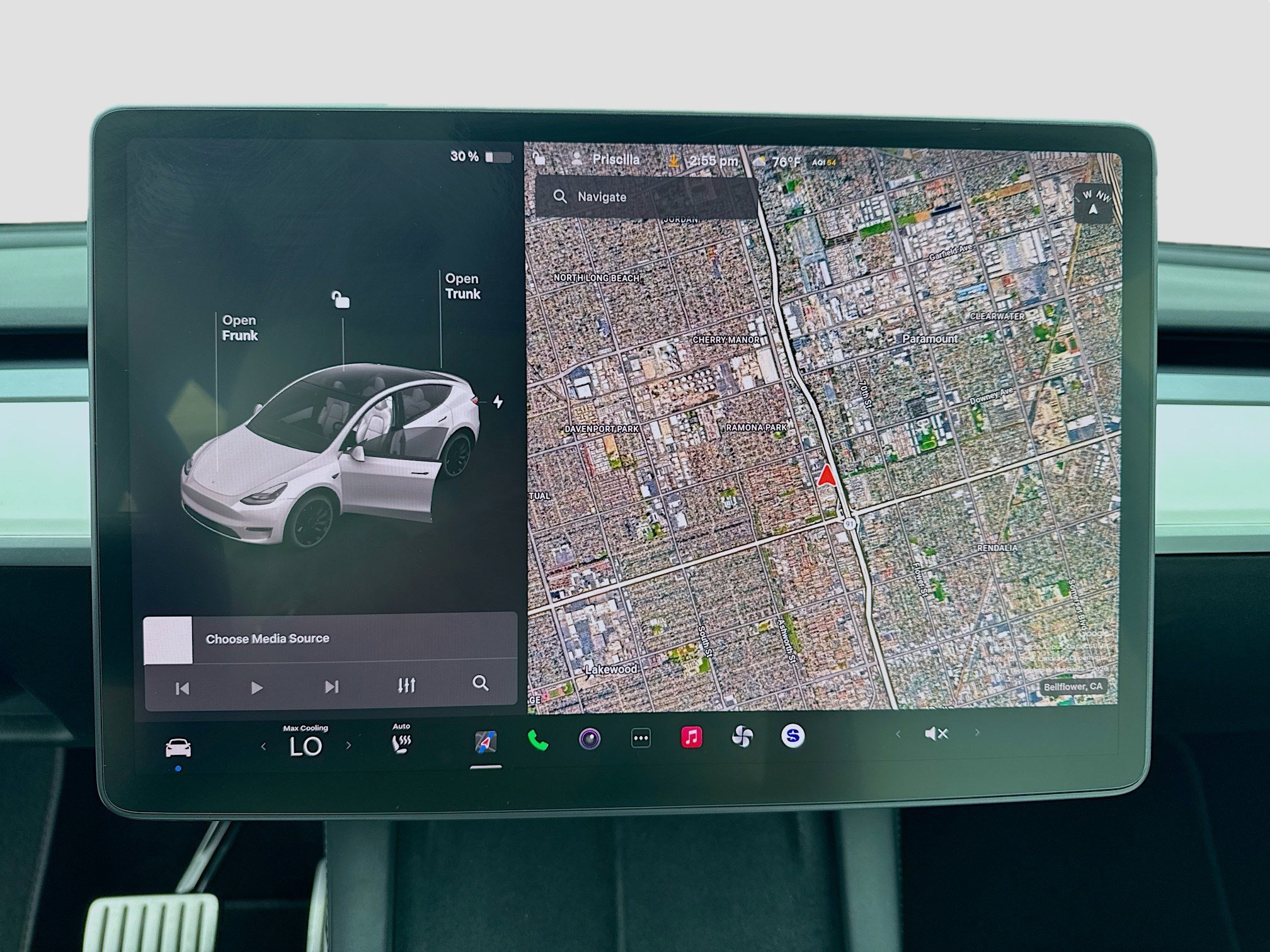 Used 2021 Tesla Model Y Performance image 9