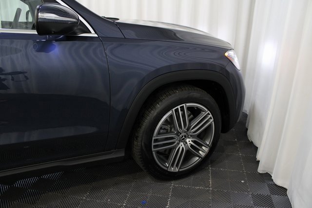 New 2026 Mercedes-Benz GLS 450 4MATIC image 11