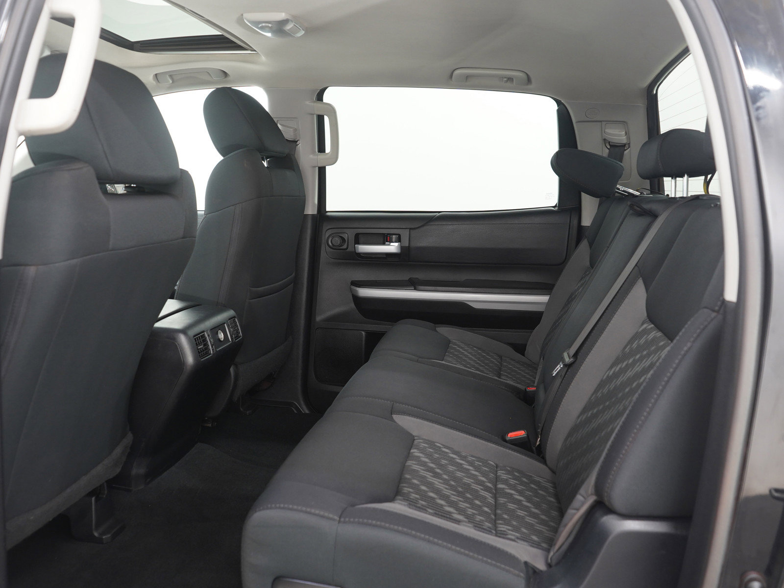 Used 2021 Toyota Tundra SR5 AWD/4WD image 16