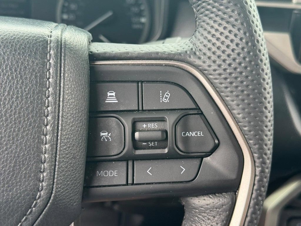 Used 2025 Toyota Tundra SR5 w/ TRD Off-Road Package AWD/4WD image 27