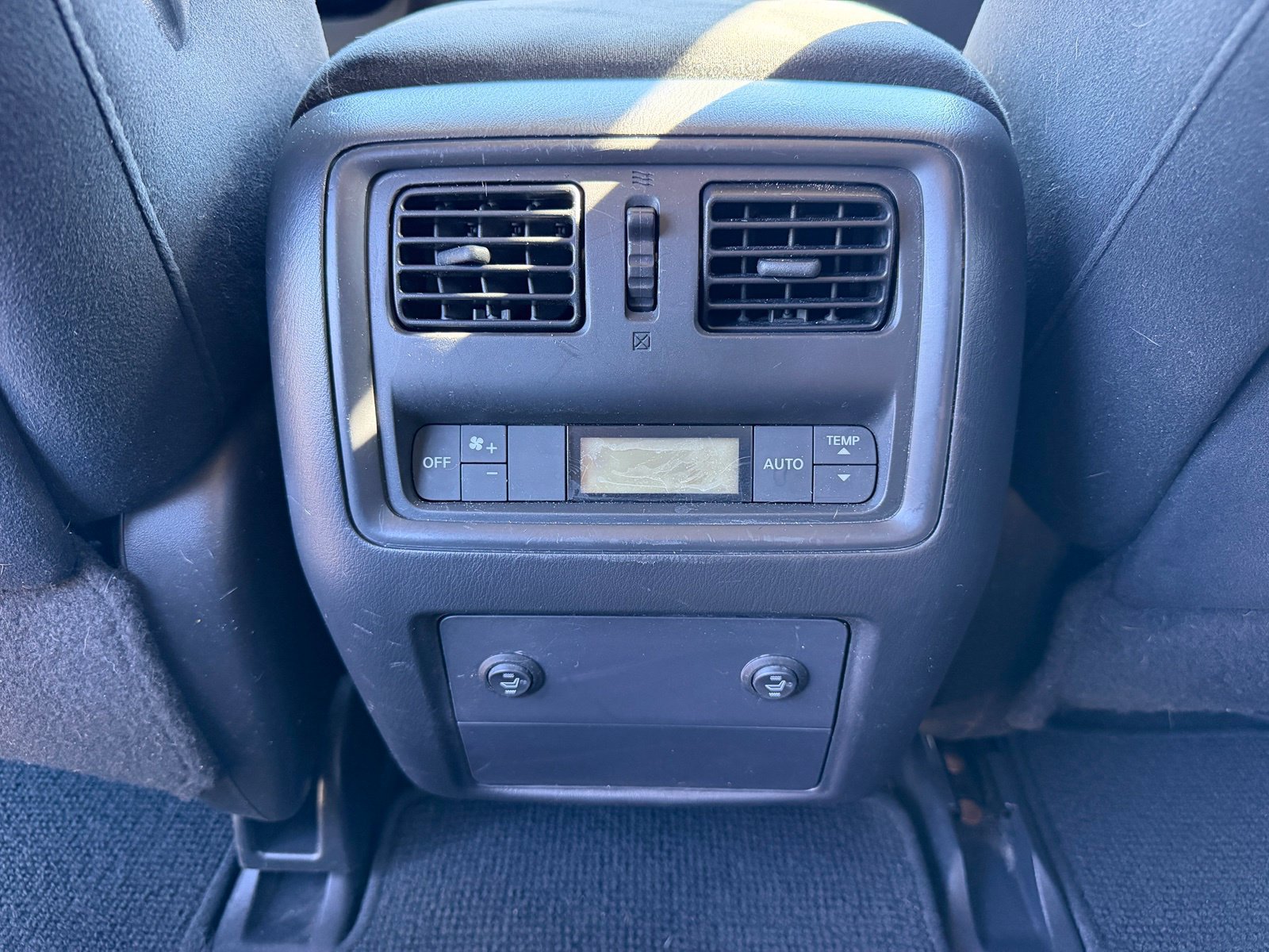 Used 2016 Nissan Pathfinder SV AWD/4WD image 4