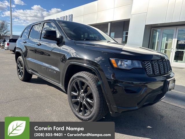 Used 2019 Jeep Grand Cherokee Altitude