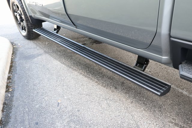 New 2026 GMC Sierra 2500 AT4 w/ AT4 Premium Plus Package image 9