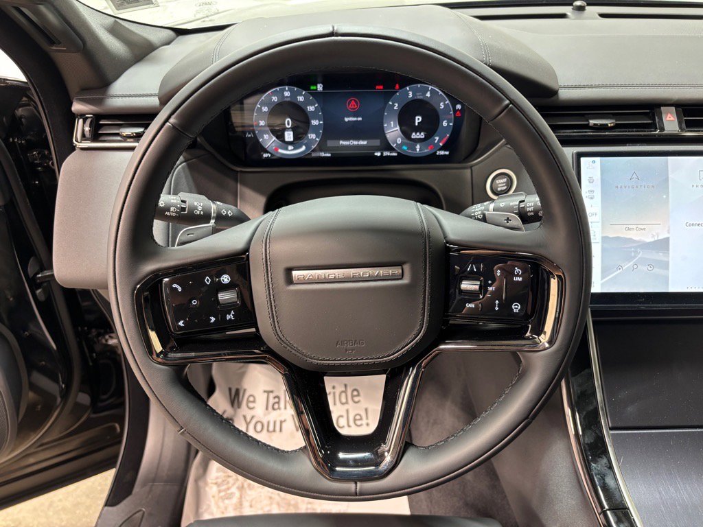 New 2026 Land Rover Range Rover Velar Dynamic SE image 18