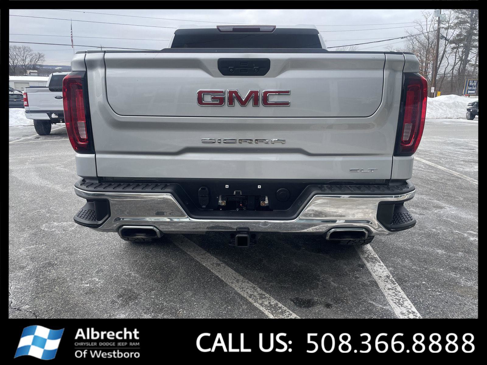 Used 2021 GMC Sierra 1500 SLT image 4