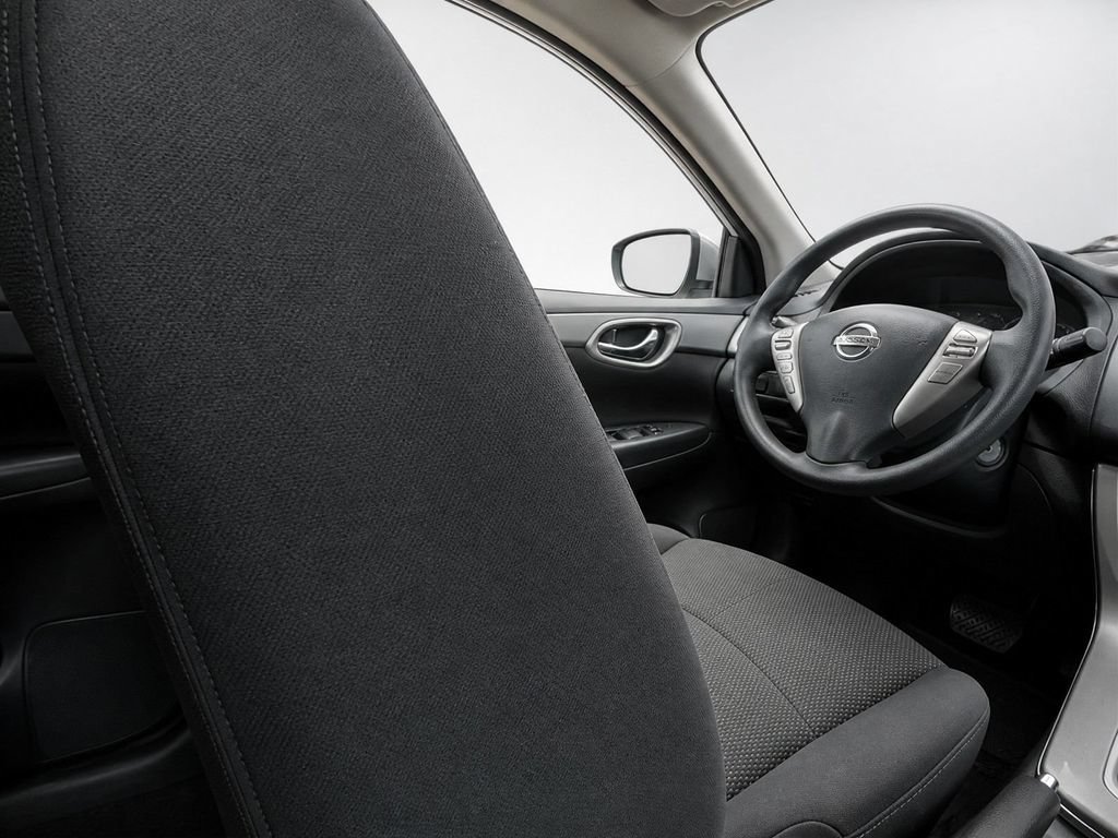 Used 2015 Nissan Sentra S FWD image 3