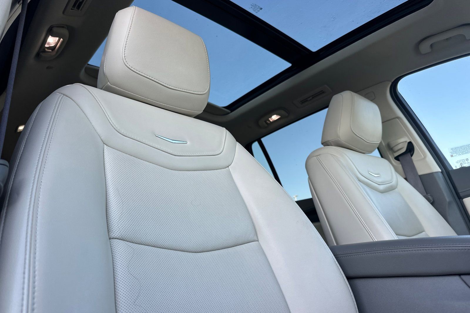 Certified 2025 Cadillac XT6 Premium Luxury image 21