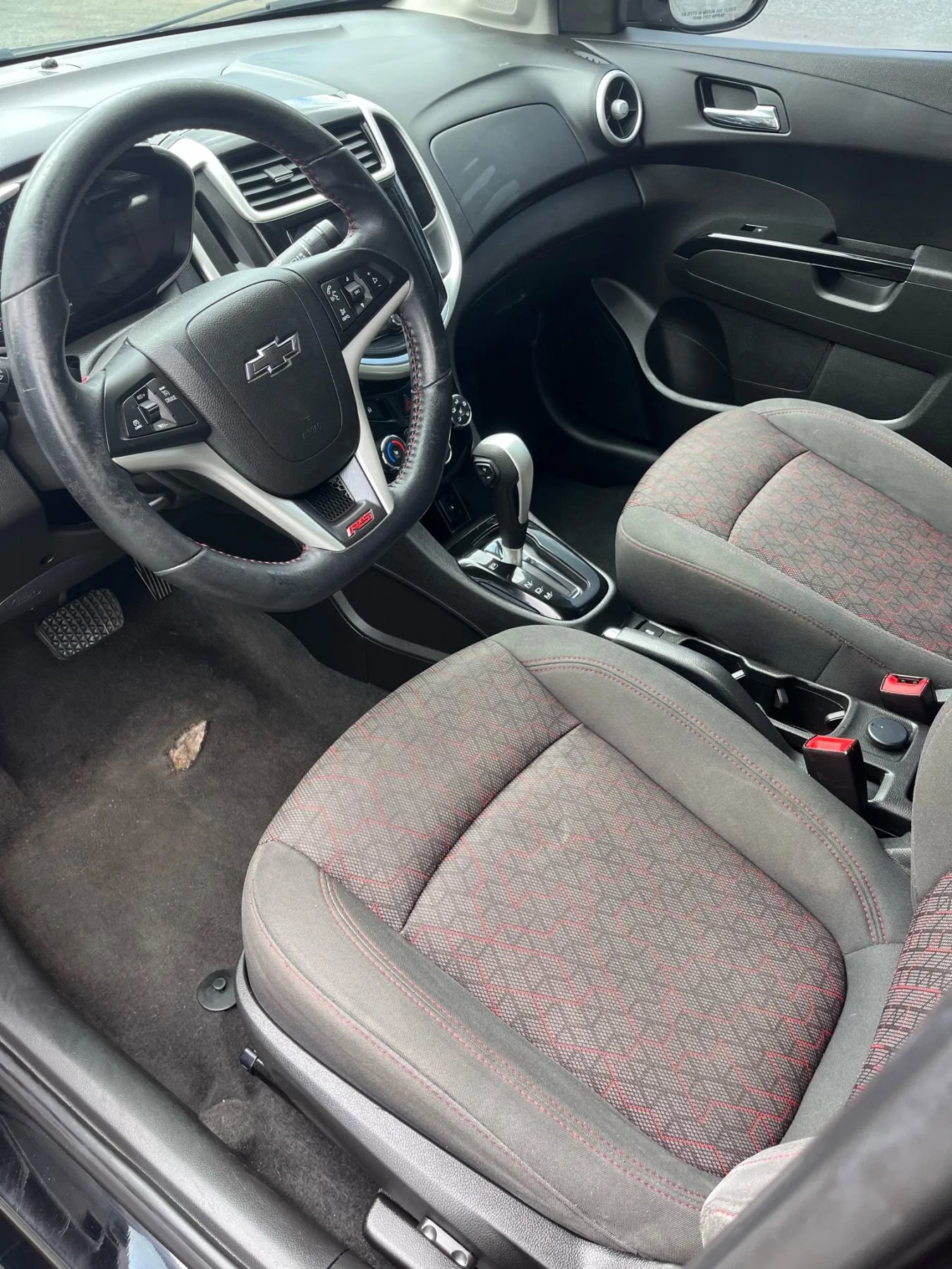 Used 2018 Chevrolet Sonic LT w/ Convenience Package image 13