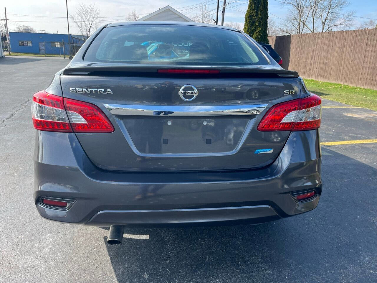 Used 2014 Nissan Sentra SR image 4