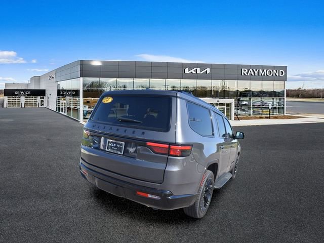 Used 2024 Jeep Wagoneer Series II AWD/4WD image 3