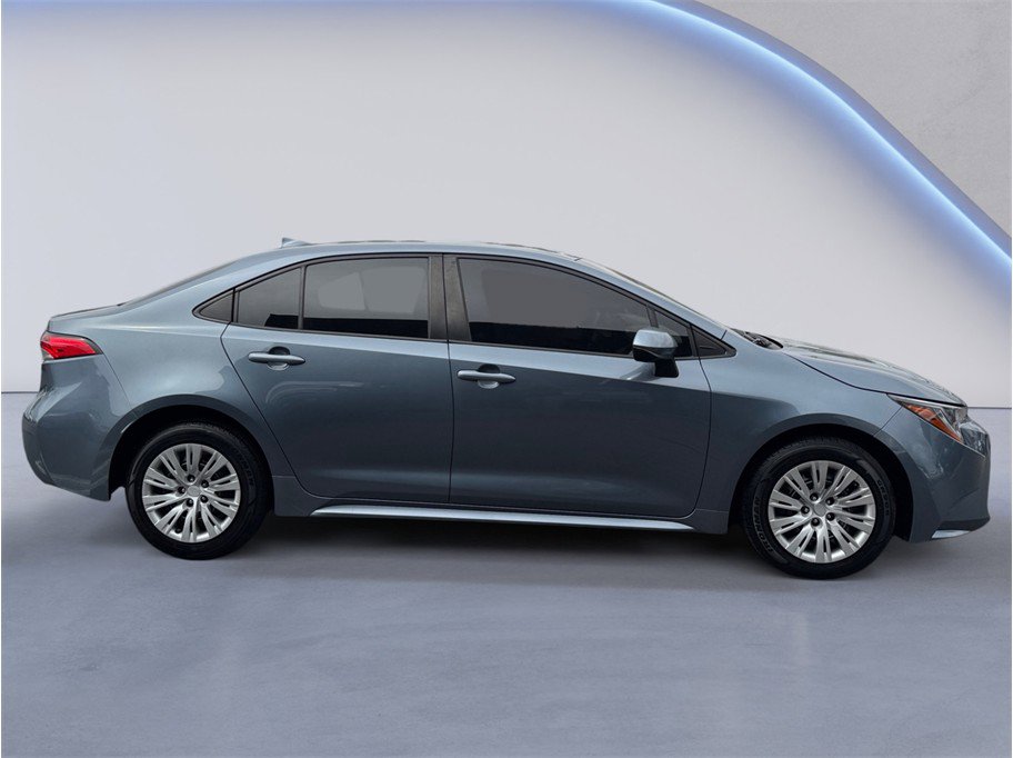 Used 2022 Toyota Corolla LE w/ Carpet Mat Package (TMS) image 7
