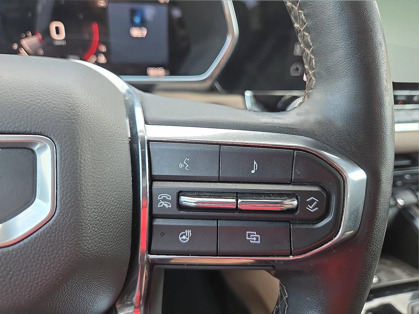 Certified 2024 GMC Canyon Denali AWD/4WD image 12