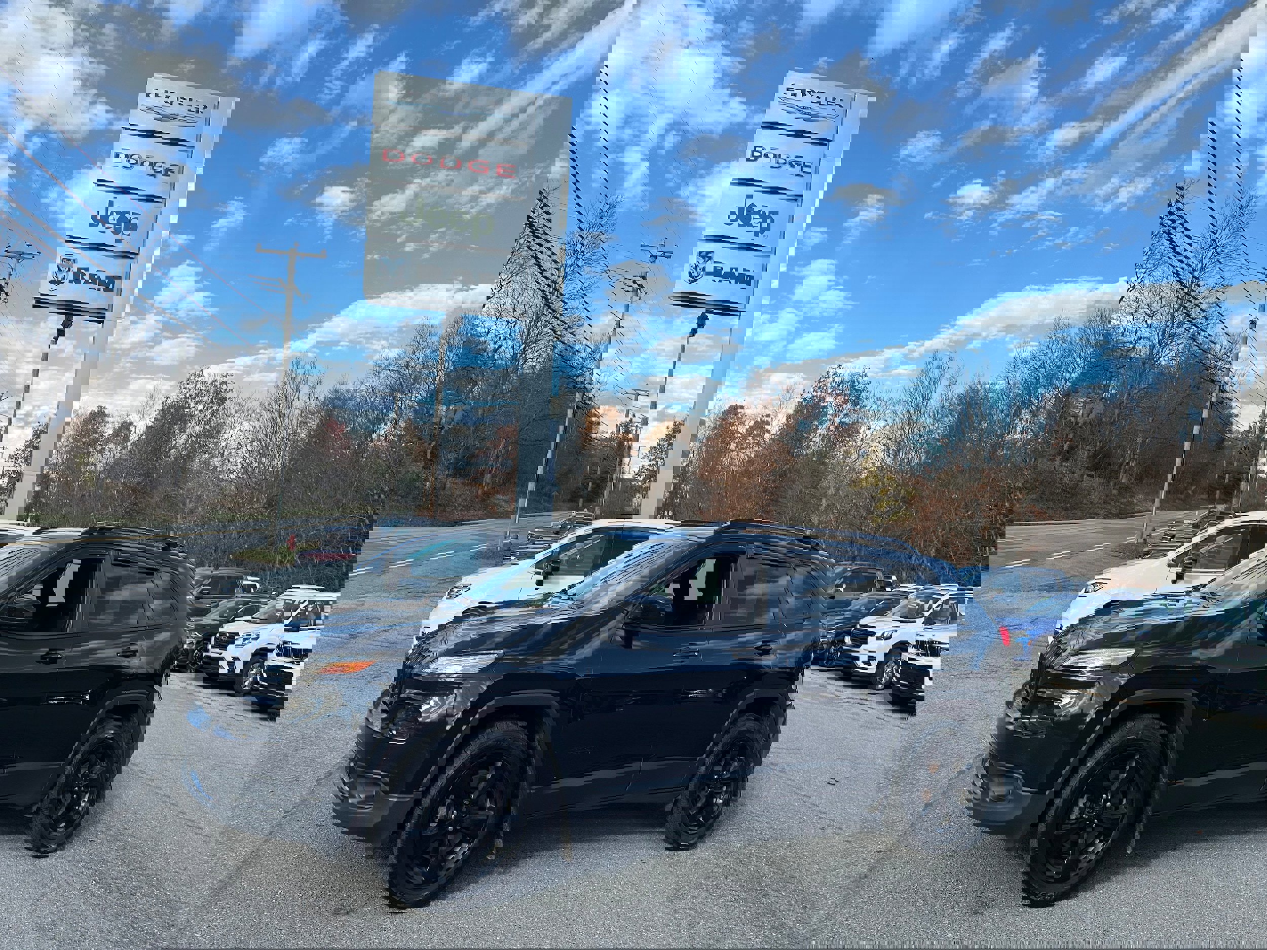 Used 2016 Jeep Cherokee Latitude w/ Cold Weather Group