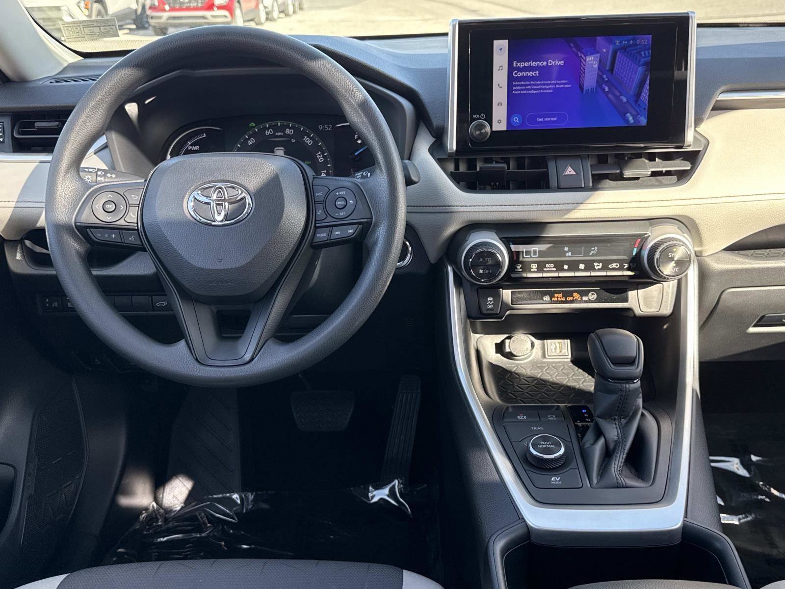 Used 2023 Toyota RAV4 XLE video 2