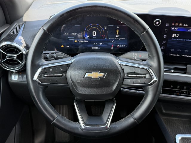 Used 2025 Chevrolet Equinox LT w/ Safety and Technology Package FWD image 11