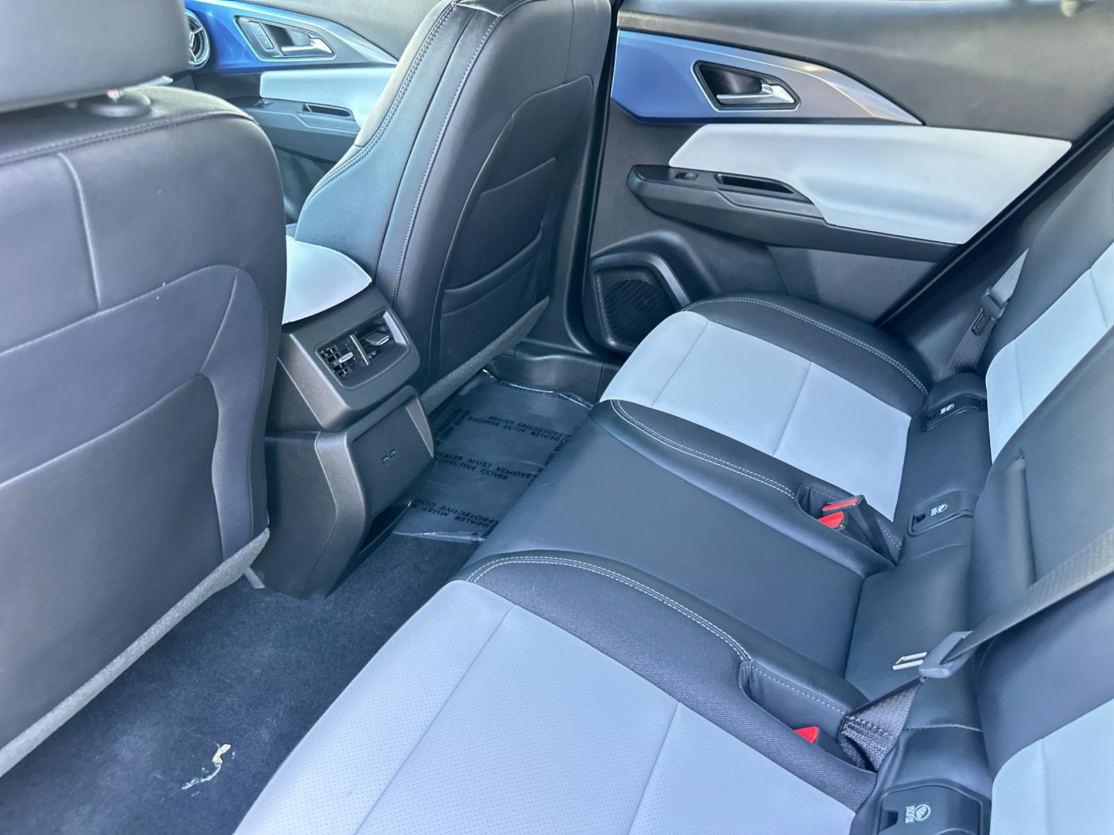 New 2026 Chevrolet Equinox EV LT FWD image 12