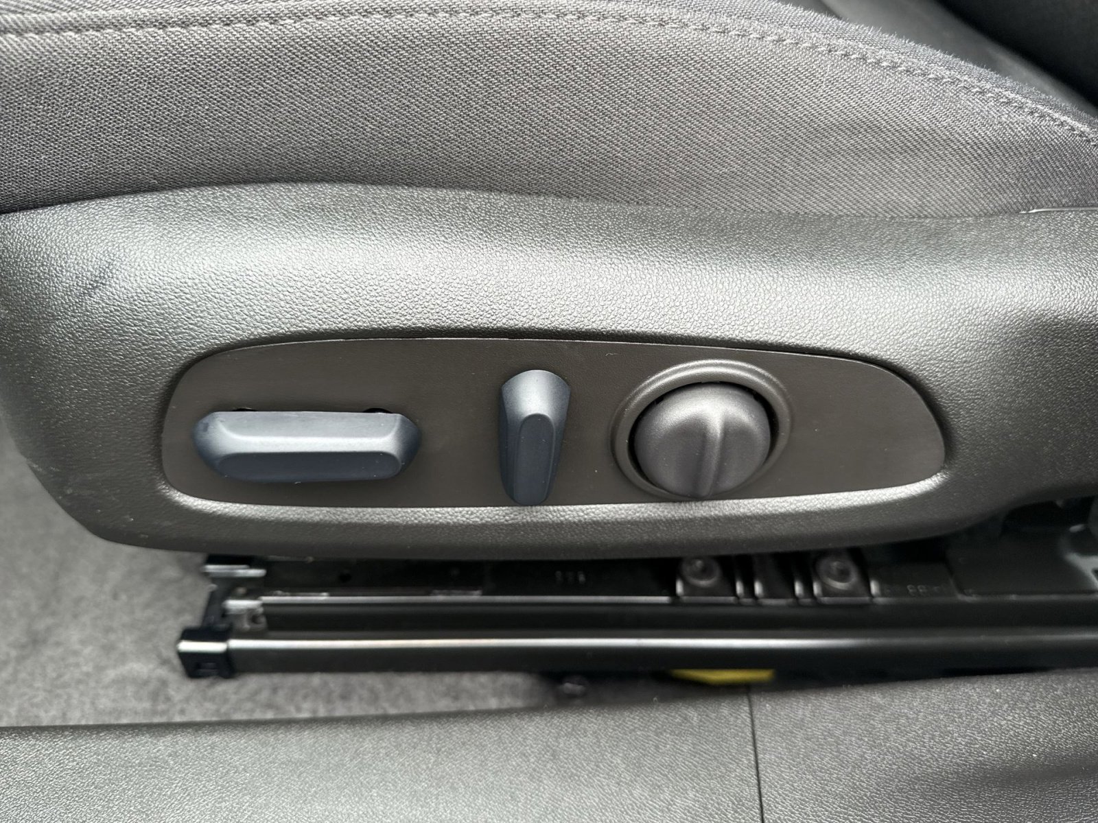 Used 2025 Chevrolet Malibu LT image 14