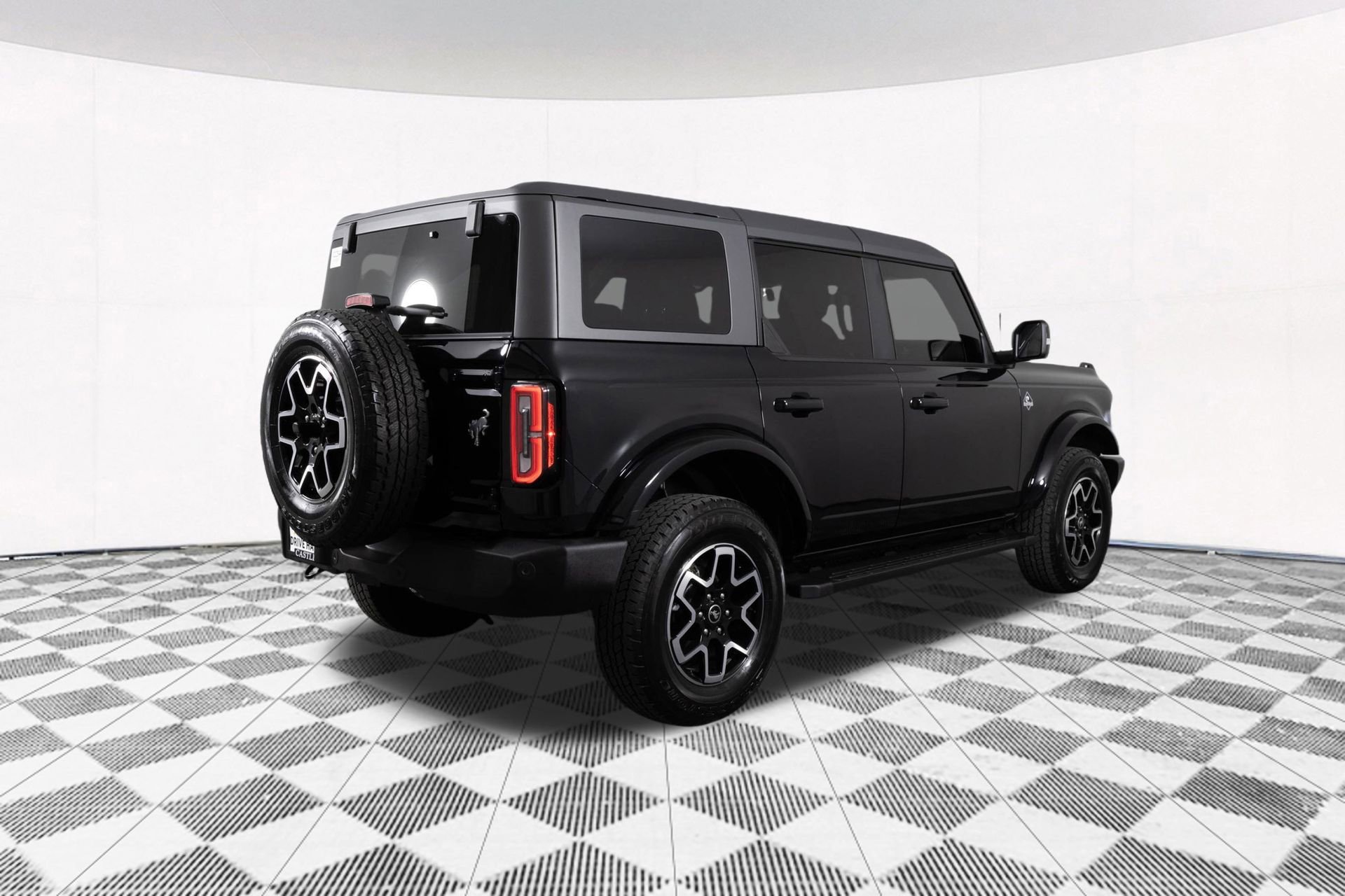 Used 2024 Ford Bronco Outer Banks AWD/4WD image 17