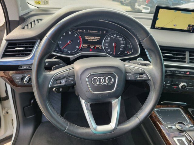 Used 2018 Audi Q7 3.0T Premium Plus w/ Premium Plus Package AWD/4WD image 10