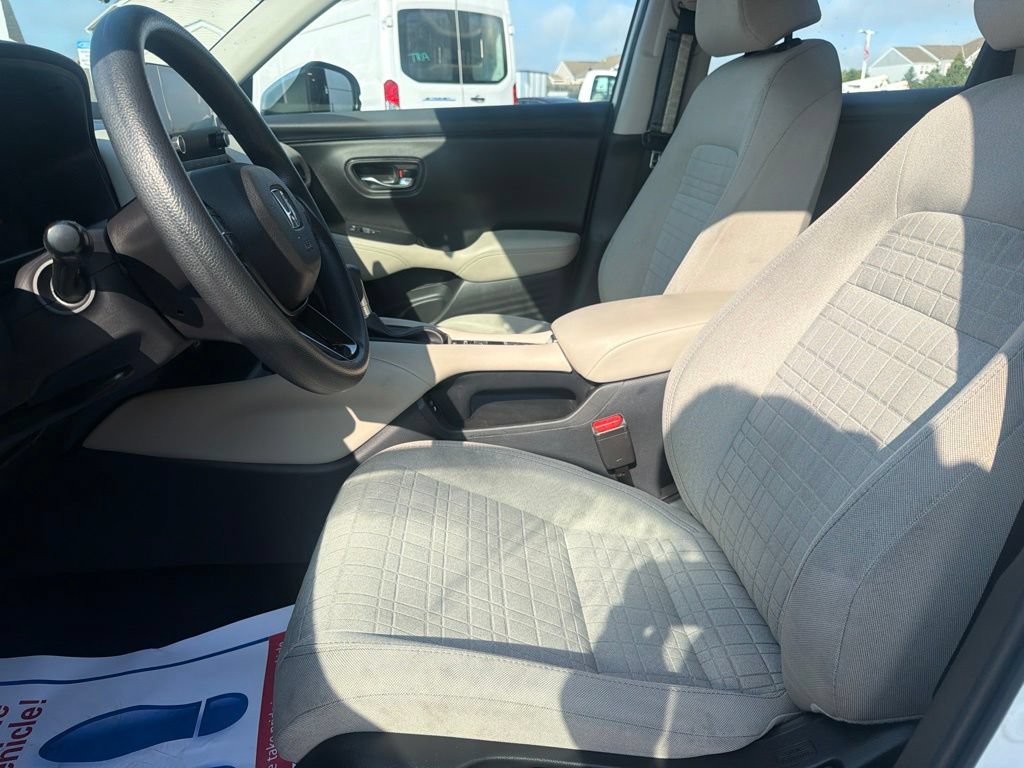Used 2024 Honda HR-V LX image 25