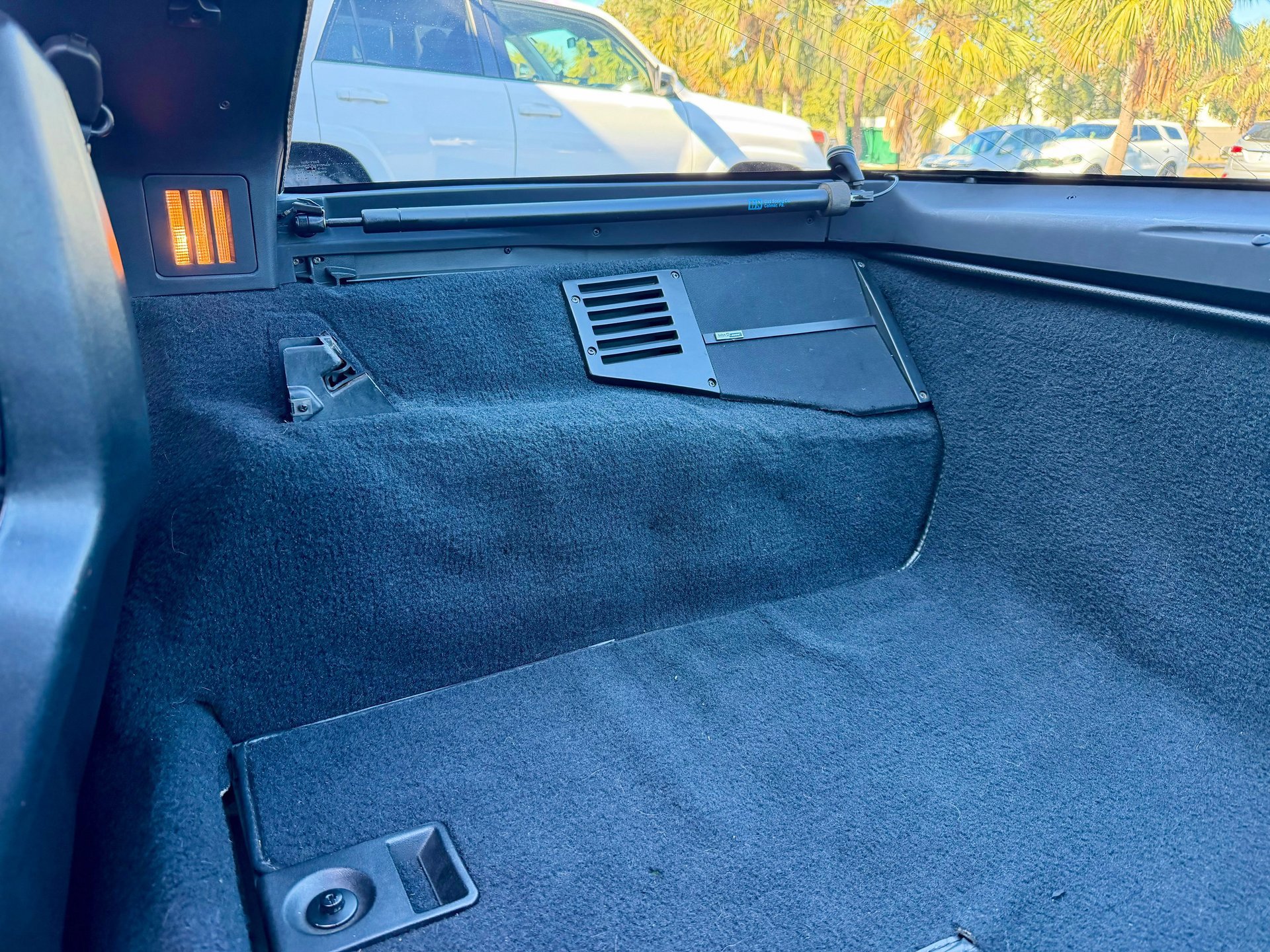 Used 1989 Chevrolet Corvette Coupe RWD image 40