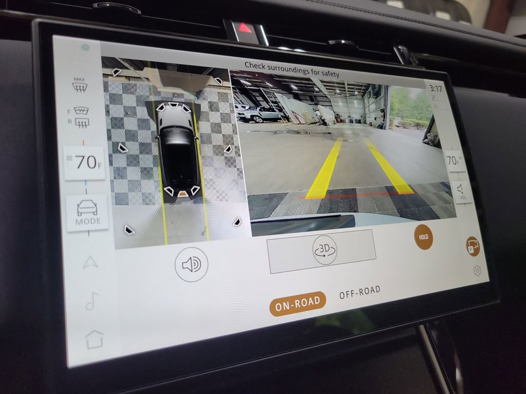 New 2026 Land Rover Range Rover Velar Dynamic SE image 19