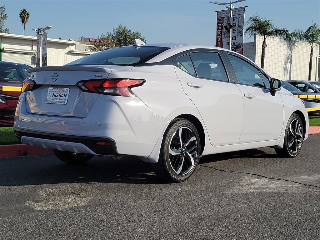 Certified 2025 Nissan Versa SR w/ Trunk Package image 32