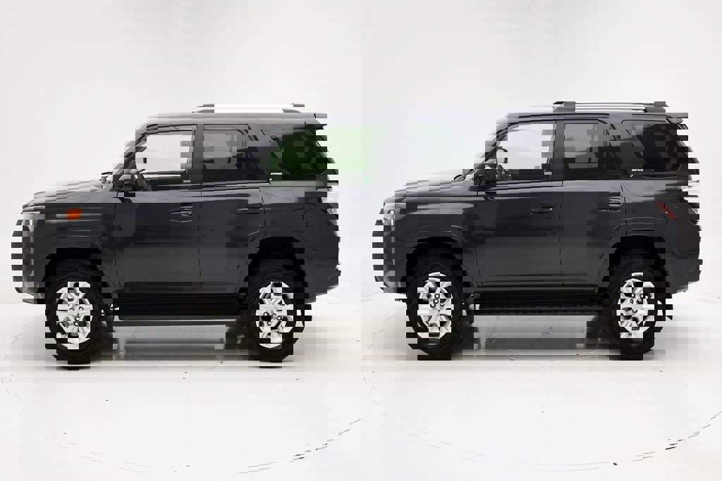 Used 2024 Toyota 4Runner SR5 image 7