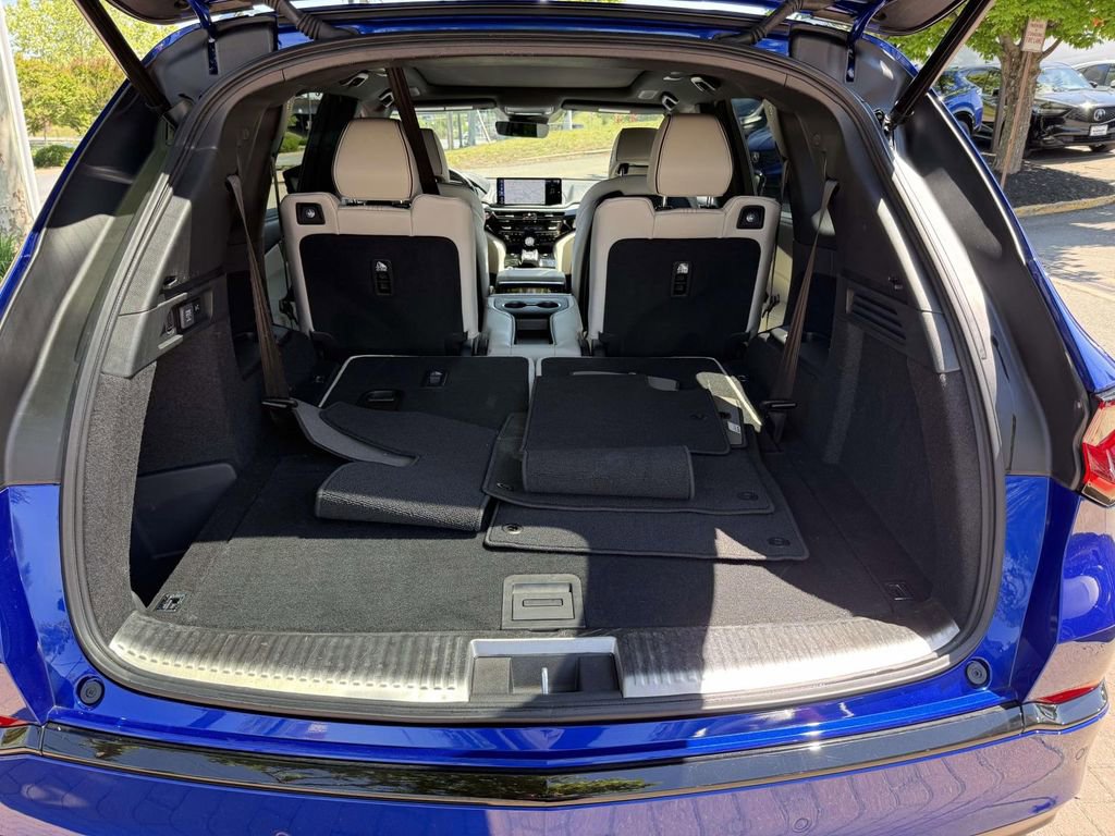 Certified 2025 Acura MDX A-Spec AWD/4WD image 8