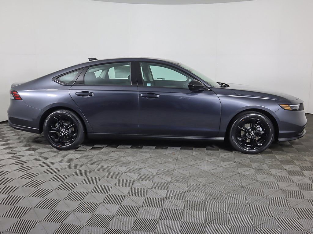 Certified 2025 Honda Accord SE image 8