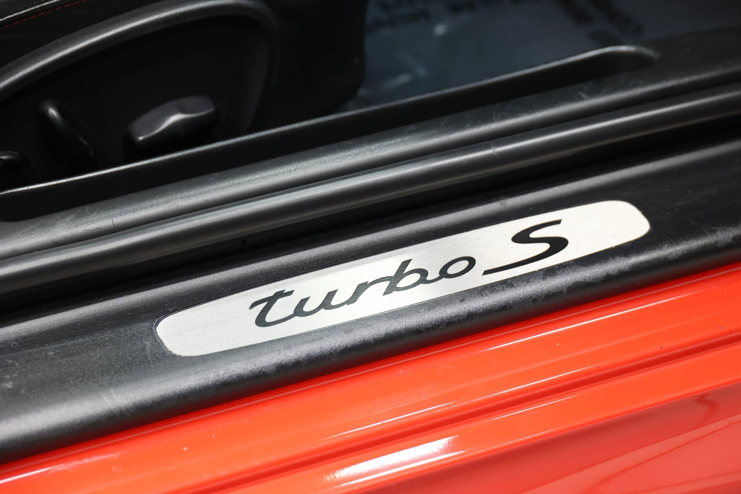 Used 2005 Porsche 911 Turbo image 76