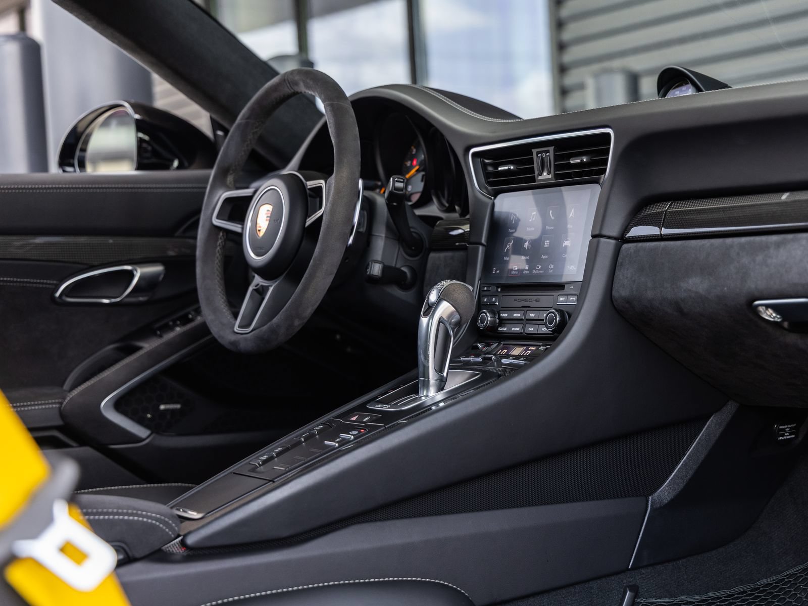 Certified 2018 Porsche 911 GT3 RWD image 49