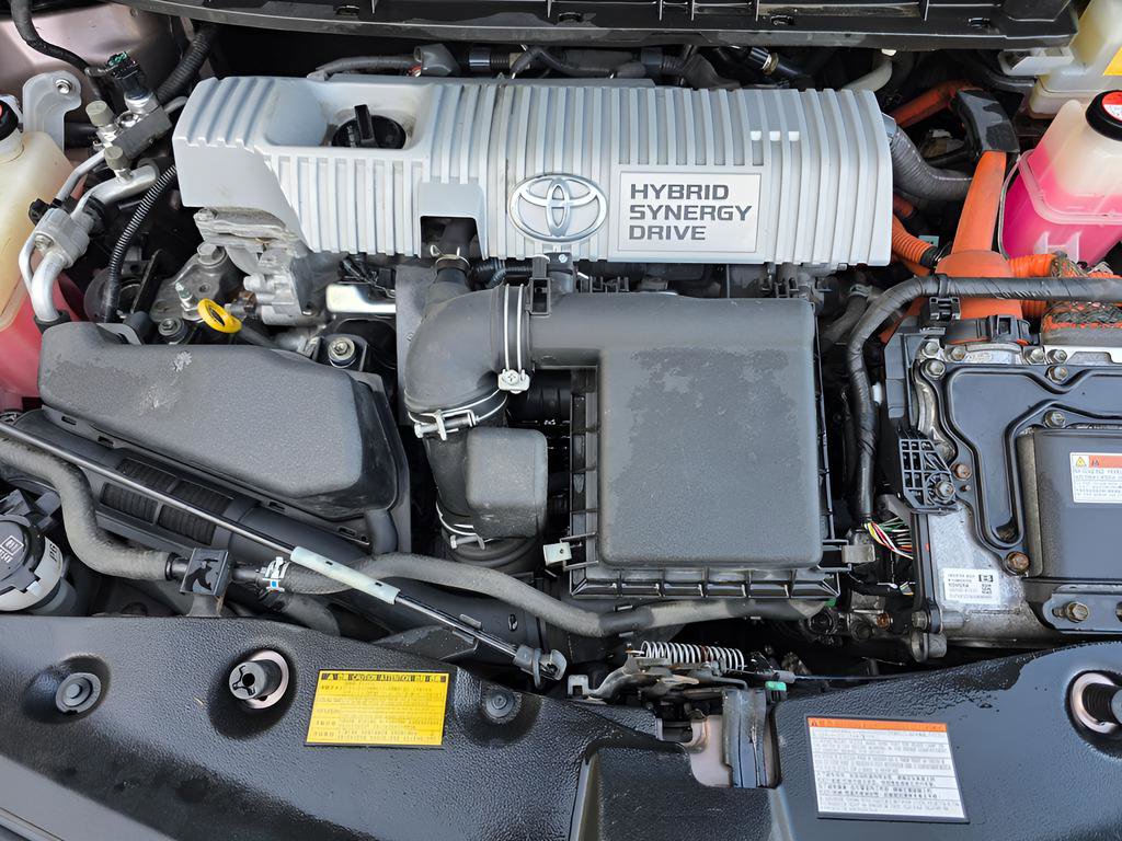 Used 2015 Toyota Prius V Two image 10