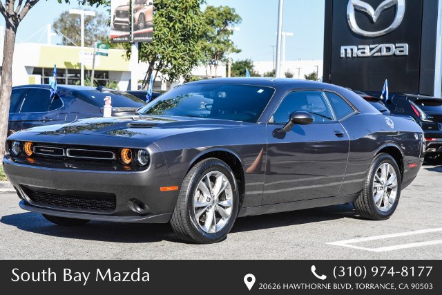 Used 2022 Dodge Challenger SXT w/ Cold Weather Group AWD/4WD image 3