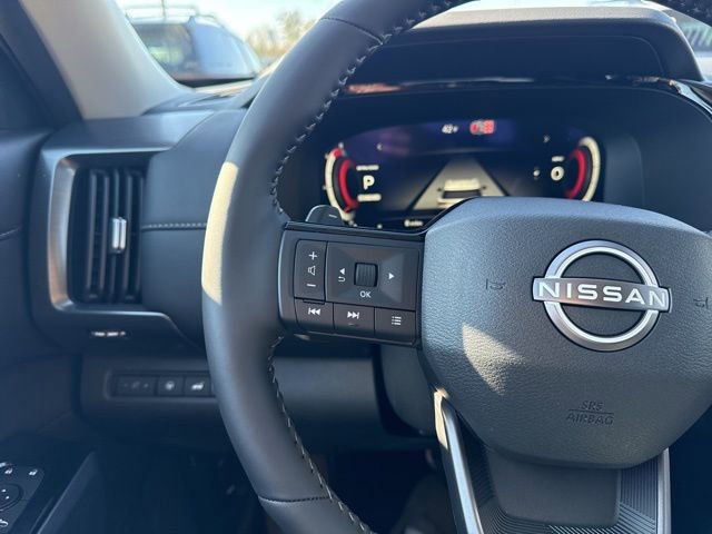 New 2026 Nissan Pathfinder SL image 13