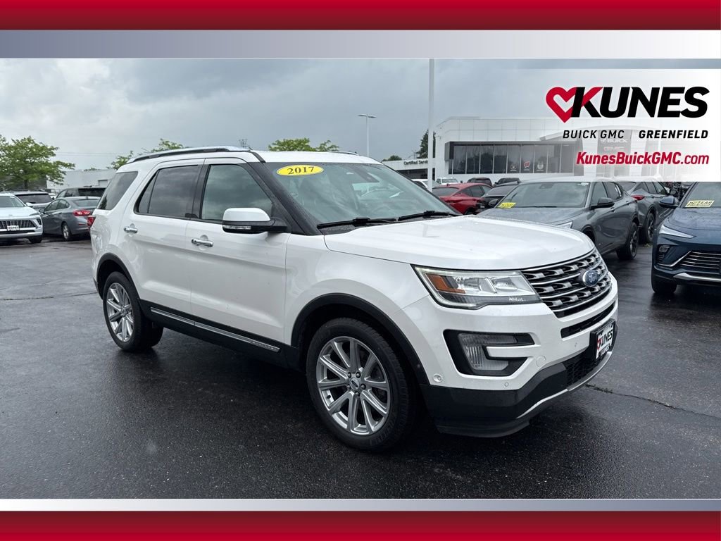 Used 2017 Ford Explorer Limited w/ Equipment Group 301A AWD/4WD image 2