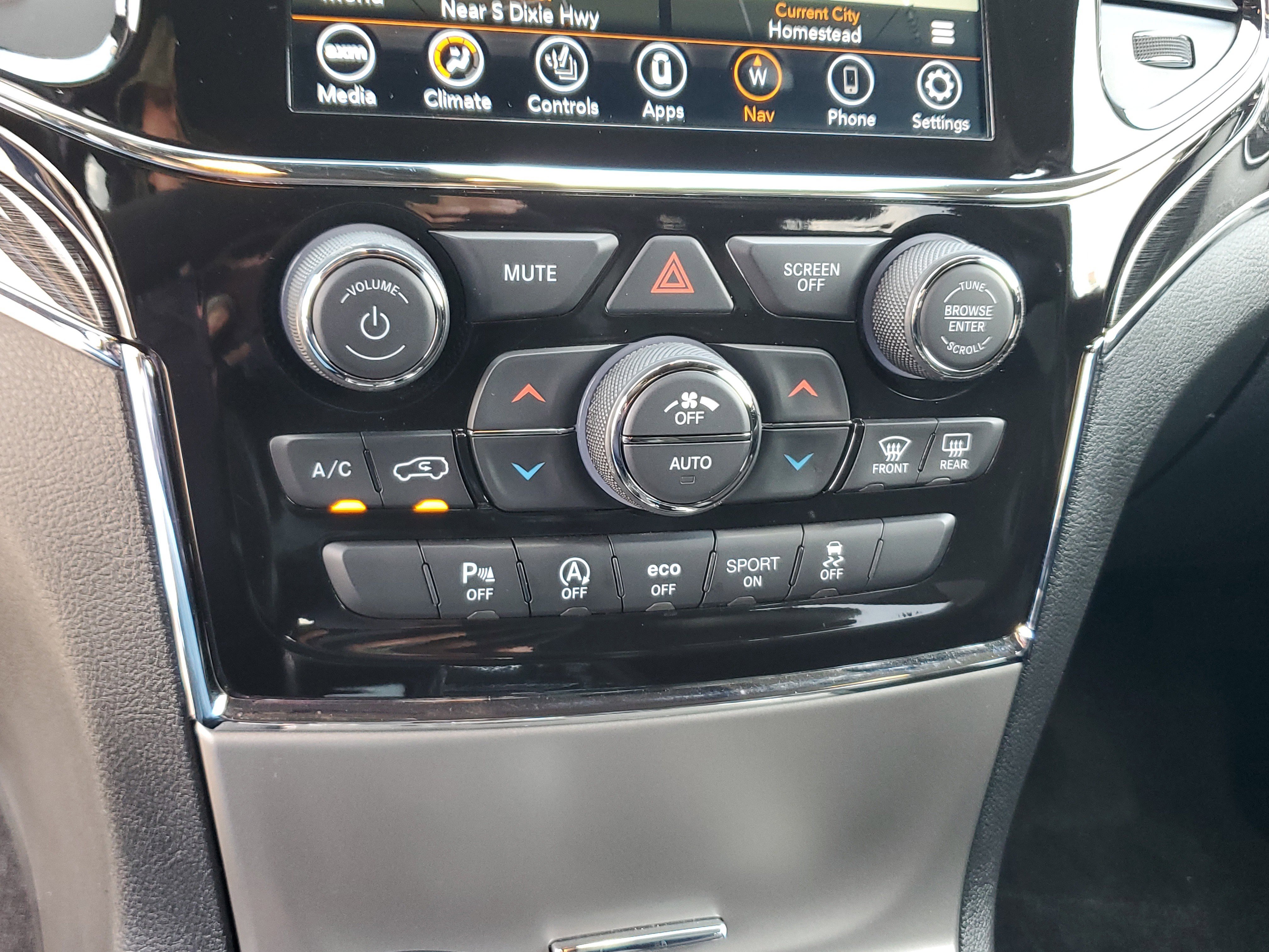 Used 2021 Jeep Grand Cherokee Trailhawk image 27