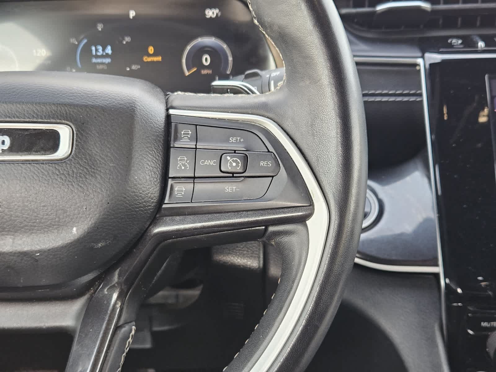 Used 2021 Jeep Grand Cherokee L Laredo RWD image 26