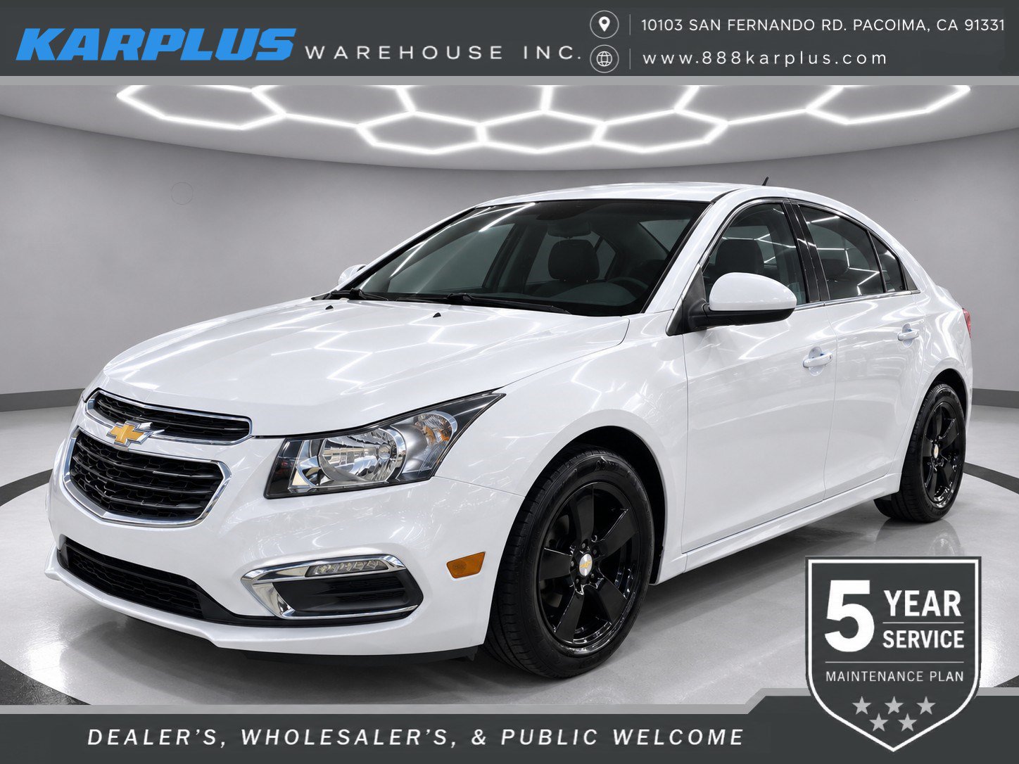 Used 2016 Chevrolet Cruze LT w/ Technology Package FWD image 1