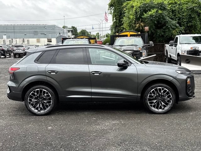 New 2026 Audi Q3 quattro 2.0T AWD/4WD image 9