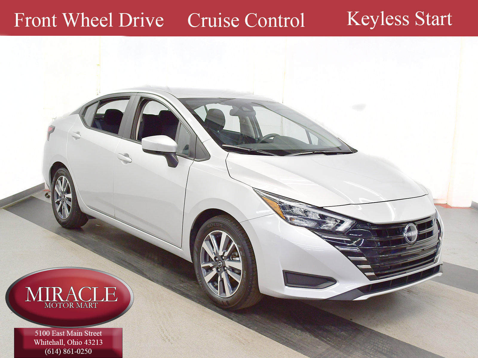 Used 2025 Nissan Versa SV image 1